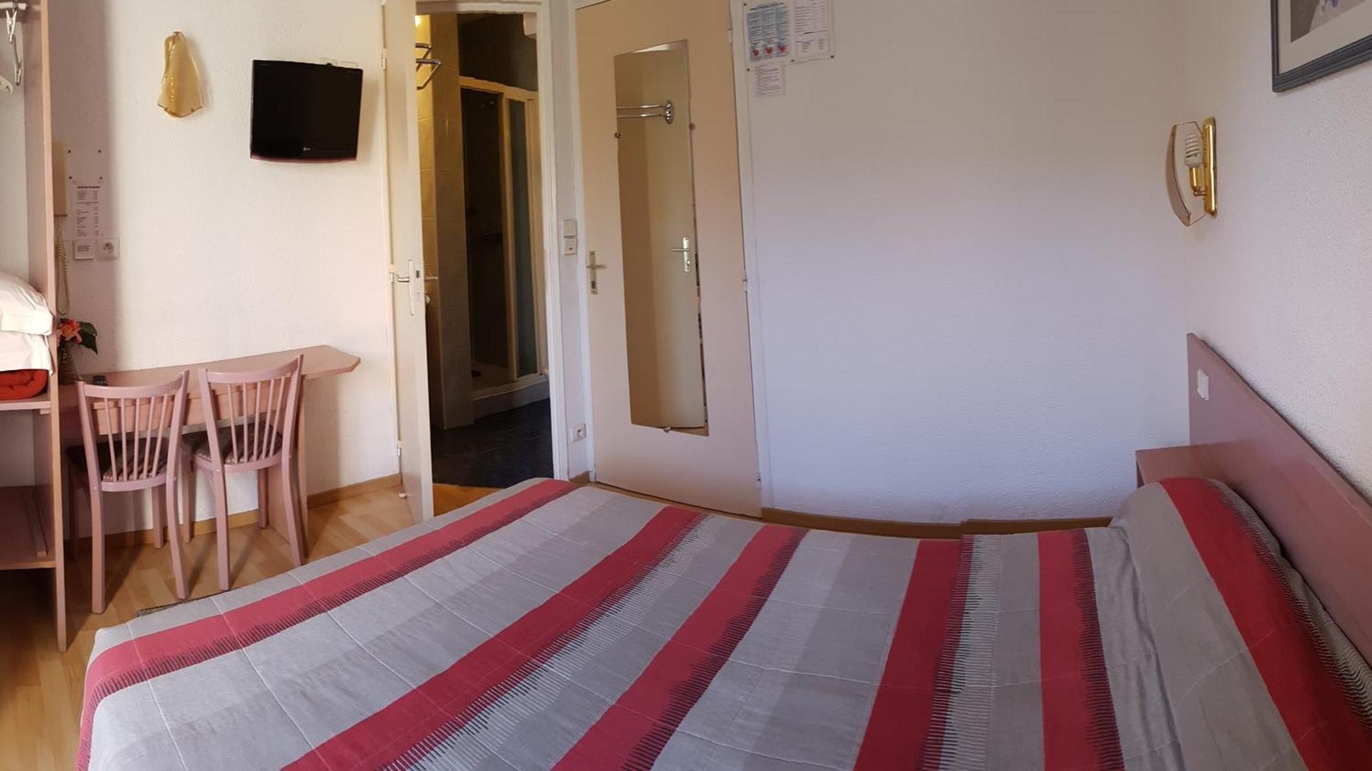 Villa Notre-Dame Embrun Habitación foto